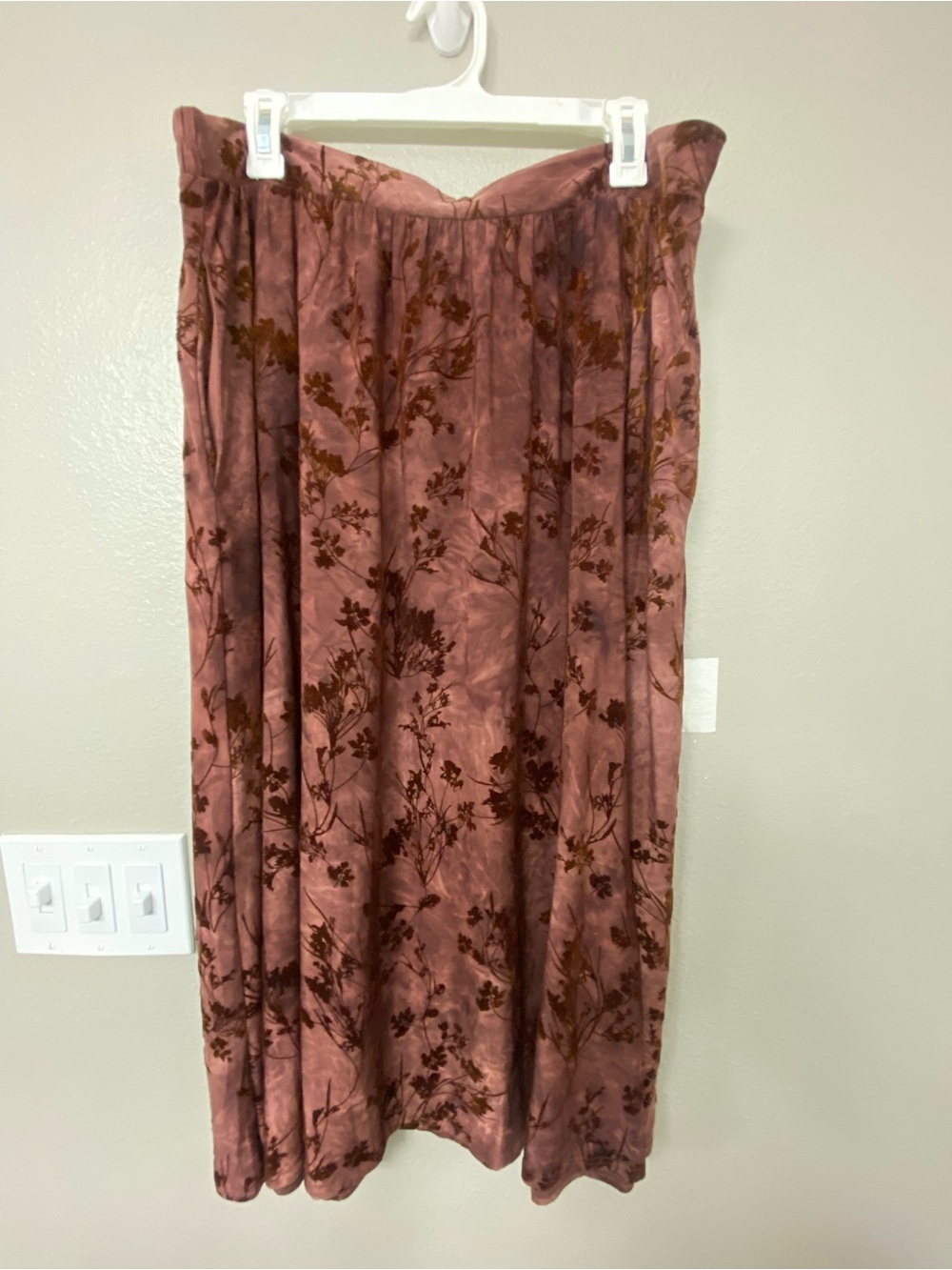 Disturbia Wytchelm Burgundy Floral Velvet Maxi Skirt with Side Slit - Picture 6 of 10